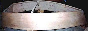 skiff1.jpg (7004 bytes)